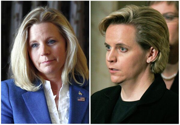 Liz Cheney (left) and her sister Mary Cheney (right) - Sputnik International