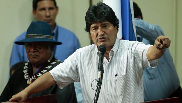 Bolivia's President Evo Morales delivers a speech to delegates at the People's Summit, in Panama City, Friday, April 10, 2015 - Sputnik International