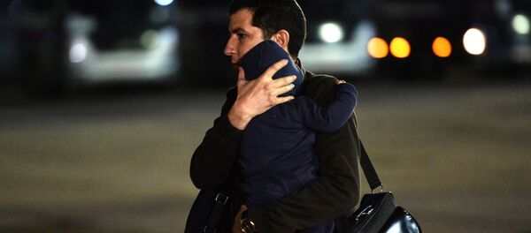 Plane with Russian nationals evacuated from Yemen lands in Moscow Region Plane with Russian nationals evacuated from Yemen lands in Moscow Region - Sputnik International