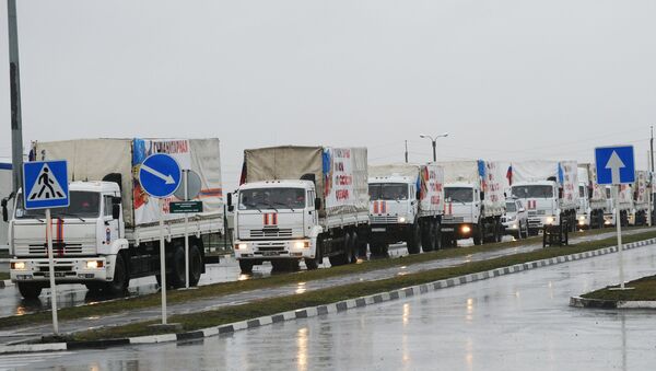 Russia sends 23rd humanitarian aid convoy to Donbas - Sputnik International
