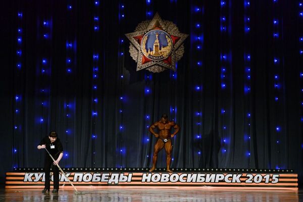Might Looks Alright: Victory Cup Open Bodybuilding Championship in Siberia - Sputnik International