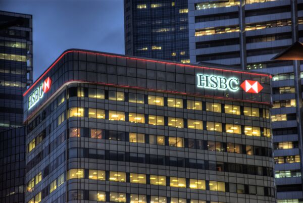 The new cladding of HSBC Building. - Sputnik International