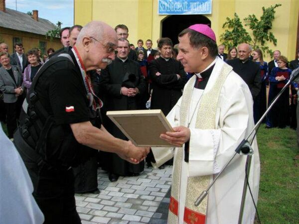 Wiktor Wegrzyn, pictured left, approves of the Night Wolves victory tour, and says Polish bikers are ready to accompany them on their journey through Poland. Wiktor Wegrzyn, pictured left, approves of the Night Wolves victory tour, and says Polish bikers are ready to accompany them on their journey through Poland. - Sputnik International