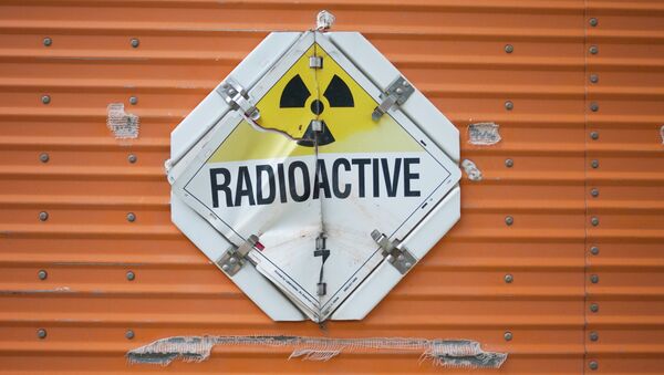 Radioactive sign on a truck - Sputnik International