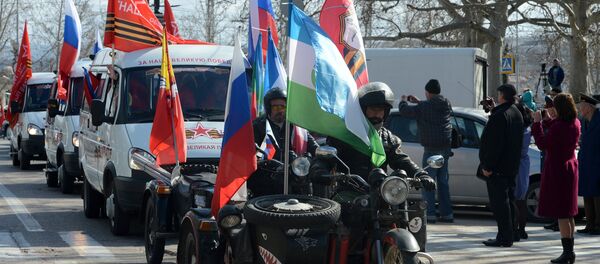 The auto rally Our Great Victory roars off in Sevastopol - Sputnik International