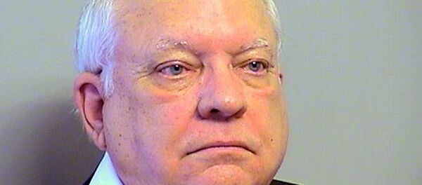This Tuesday, April 14, 2015 photo provided by the Tulsa County, Oklahoma, Sheriff's Office shows Robert Bates. The 73-year-old Oklahoma reserve sheriff's deputy, who authorities said fatally shot a suspect after confusing his stun gun and handgun, was booked into the county jail Tuesday on a manslaughter charge. - Sputnik International