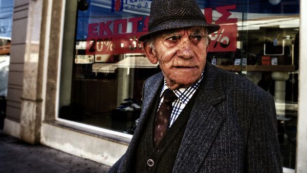 An older man in a coffeeshop in Greece - Sputnik International