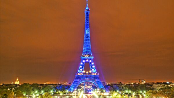 Eiffel Tower - Sputnik International