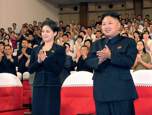 Kim Jong Un and Ri Sol Ju Kim Jong Un and Ri Sol Ju - Sputnik International
