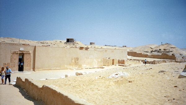 Saqqara is a village in Egypt, located 30 km south of Cairo, serving as necropolis for the Ancient Egyptian capital, Memphis - Sputnik International