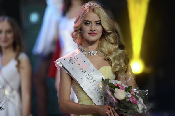 Beauty is Power: Miss Russia Pageant 2015 - Sputnik International