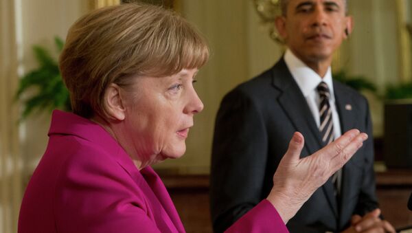 President Barack Obama (right) and German Chancellor Angela Merkel - Sputnik International