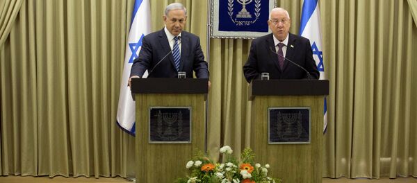 Israeli Prime Minister Benjamin Netanyahu and President Reuven Rivlin (R) attend a press conference at the president's residence in Jerusalem on April 20, 2015 Israeli Prime Minister Benjamin Netanyahu and President Reuven Rivlin (R) attend a press conference at the president's residence in Jerusalem on April 20, 2015 - Sputnik International