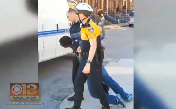 The Baltimore Police Department has suspended six officers with pay as they investigate the death in police custody of Freddie Gray. The Baltimore Police Department has suspended six officers with pay as they investigate the death in police custody of Freddie Gray. - Sputnik International