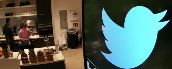A monitor is pictured in a kitchen area at tech company Twitter's office space in Santa Monica, California, on April 7, 2015 - Sputnik International