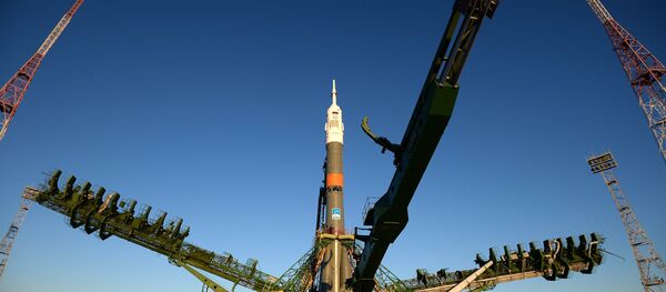 Soyuz ТМА-15М rocket carried to launch site Soyuz ТМА-15М rocket carried to launch site - Sputnik International