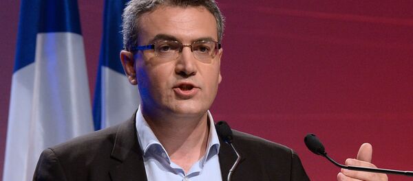 Head of French far-right party Front National (FN) candidate for the European elections for Paris' area constituency Aymeric Chauprade delivers a speech during a campaign meeting, on May 18, 2014 in Paris - Sputnik International