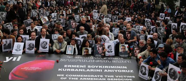 Turkish and Armenian activists gather to protest the killings of Armenians during the last century in Turkey, in Istanbul, Turkey, Thursday, April 24, 2014 - Sputnik International