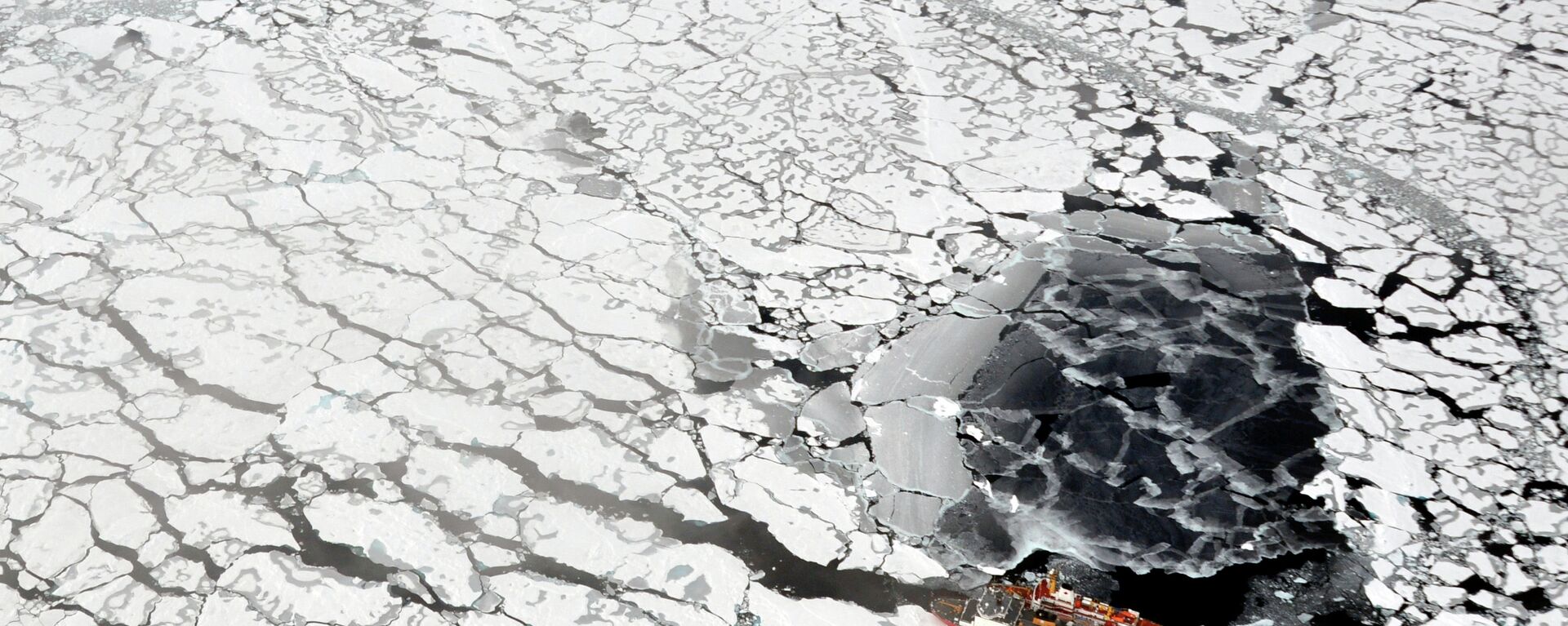Russian drones will be deployed in the Arctic and along the Northern Sea Route starting May 1 to monitor the climate situation and the deterioration of Arctic ice, as well as to aid in navigation and search and rescue missions. - Sputnik International, 1920, 22.10.2023