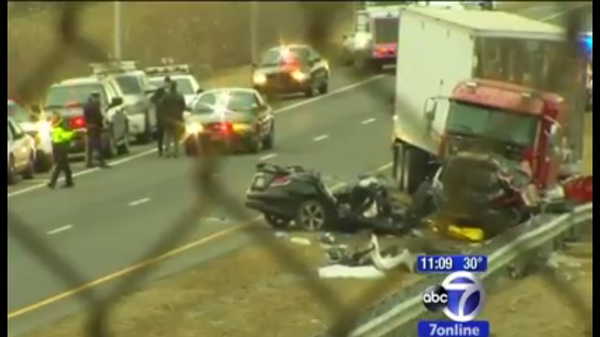 Local TV news coverage of the accident Pedro Abad caused by driving the wrong way Local TV news coverage of the accident Pedro Abad caused by driving the wrong way - Sputnik International