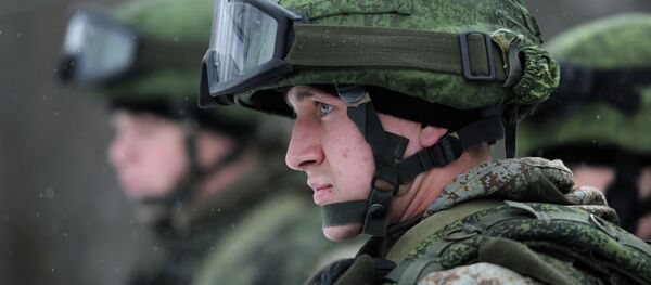 Russian Army troops get new battle suit - Sputnik International