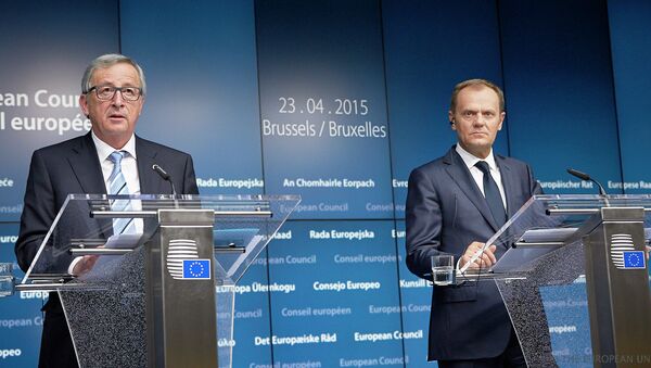 Mr Jean-Claude Juncker, President of the European Commission (left) and Mr Donald Tusk, President of the European Council (right) - Sputnik International