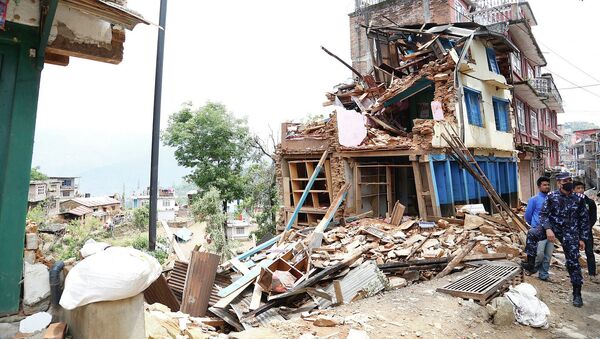 Collapsed buildings in earthquake-hit Chautara, Nepal. - Sputnik International