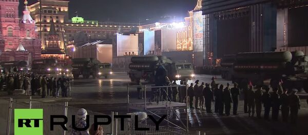 Russia: RS-24 Yars, Armata T-14s parade through Moscow for V-Day rehearsal Russia: RS-24 Yars, Armata T-14s parade through Moscow for V-Day rehearsal - Sputnik International