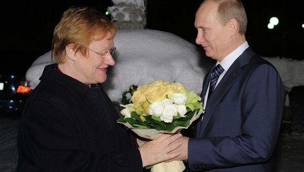 Vladimir Putin meets with Tarja Halonen - Sputnik International