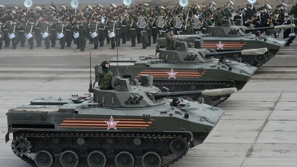 Joint training of soldier formations and mechanized units for Victory Parade - Sputnik International