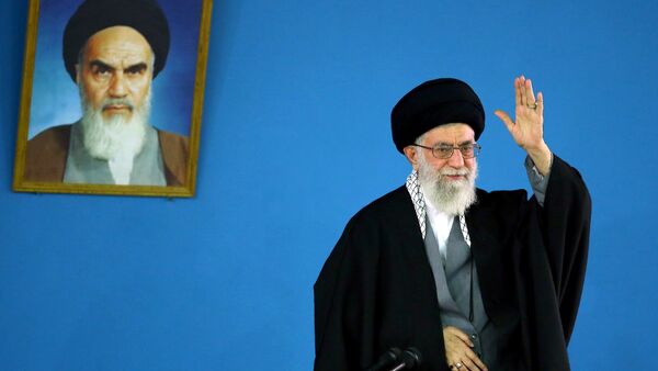 Iran's supreme leader Ayatollah Ali Khamenei, shows him delivering a speech in Tehran on January 7,2015 - Sputnik International