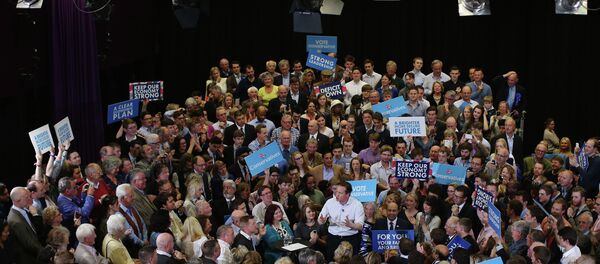 British Prime Minister David Cameron speaks to supporters at Hayesfield Girls School British Prime Minister David Cameron speaks to supporters at Hayesfield Girls School - Sputnik International