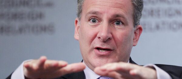 Financial analyst Peter Schiff predicts that the US Federal Reserve will bring on a fourth wave of quantitative easing to try to stimulate the economy once again. Financial analyst Peter Schiff predicts that the US Federal Reserve will bring on a fourth wave of quantitative easing to try to stimulate the economy once again. - Sputnik International