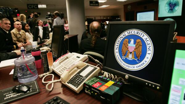 A computer workstation bears the National Security Agency (NSA) logo inside the Threat Operations Center inside the Washington suburb of Fort Meade, Maryland - Sputnik International