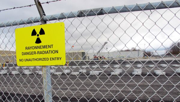This Nov. 1, 2013 photo shows rows of chambers holding intermediate-level radioactive waste in shallow pits at the Bruce Power nuclear complex near Kincardine, Ontario. - Sputnik International