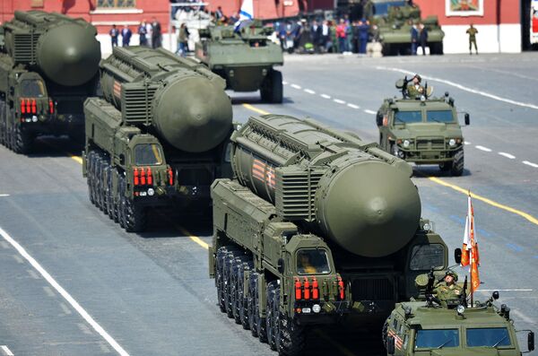 RS-24 Yars/SS-27 Mod 2 solid-propellant intercontinental ballistic missiles RS-24 Yars/SS-27 Mod 2 solid-propellant intercontinental ballistic missiles - Sputnik International