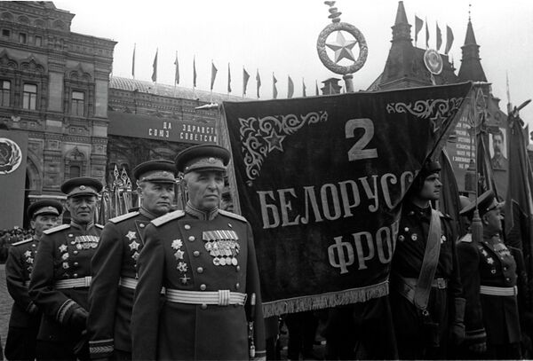 Celebrating WWII Victory in Moscow: Now and Then - Sputnik International