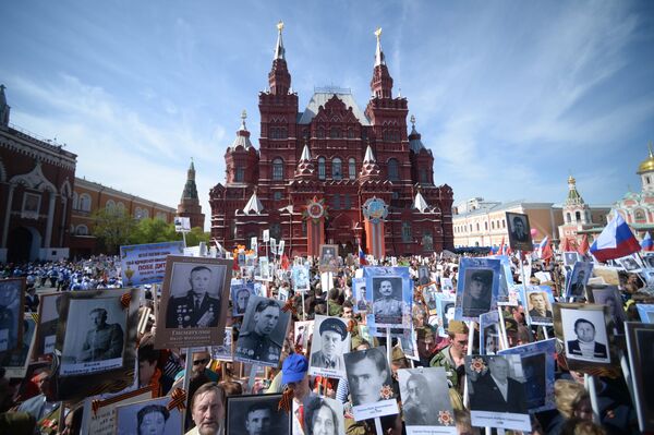 March of Immortal Regiment Moscow regional patriotic public organization on Red Square - Sputnik International