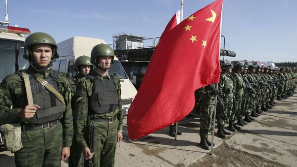 Russian and Chinese soldiers - Sputnik International