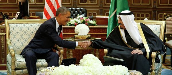 U.S. President Barack Obama (L) shakes hands with Saudi Arabia's King Salman at the start of a bilateral meeting at Erga Palace in Riyadh, in this January 27, 2015 file photo U.S. President Barack Obama (L) shakes hands with Saudi Arabia's King Salman at the start of a bilateral meeting at Erga Palace in Riyadh, in this January 27, 2015 file photo - Sputnik International