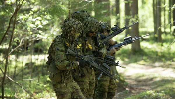 Estonian soldiers take part in an annual military exercise together with several units from other NATO member states - Sputnik International
