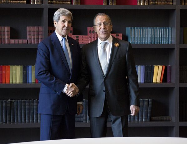 US Secretary of State John Kerry (L) shakes hands with Russian Foreign Secretary Sergey Lavrov before a bilateral meeting in Sochi, Russia US Secretary of State John Kerry (L) shakes hands with Russian Foreign Secretary Sergey Lavrov before a bilateral meeting in Sochi, Russia - Sputnik International