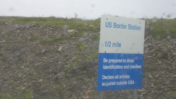 Border Patrol Checkpoints Inside US Infuriate Locals - Sputnik International