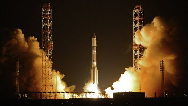 Launching of Proton-M rocket equipped with Briz-M upper stage - Sputnik International