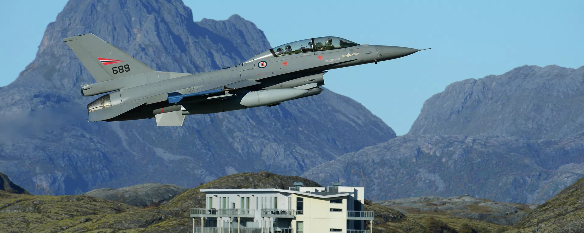 A Royal Norwegian Air Force F-16 Fighting Falcon aircraft A Royal Norwegian Air Force F-16 Fighting Falcon aircraft - Sputnik International, 1920, 21.08.2023