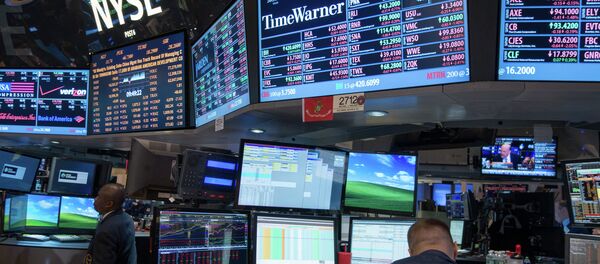 Investors worldwide have ditched US stocks, showing a preference for the eurozone markets, and letting their stateside holdings drop to levels not seen since the financial crisis began in 2008. - Sputnik International