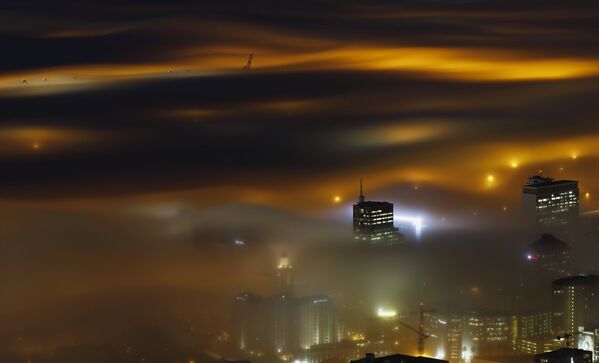 Real-Life Sleepy Hollow: Big Cities Enveloped in Fog - Sputnik International