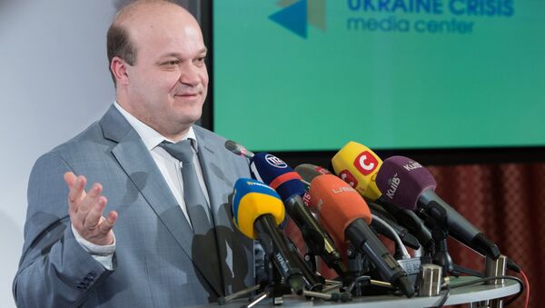 Deputy Head of the Ukrainian Presidential Administration Valery Chaly addresses a briefing in Kiev - Sputnik International