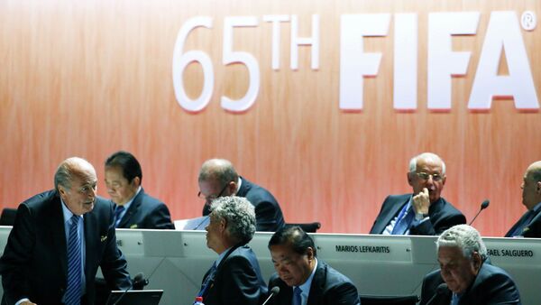 FIFA President Sepp Blatter (L) speaks with FIFA Vice-President Angel Maria Villar Llona of Spain at the 65th FIFA Congress in Zurich, Switzerland - Sputnik International