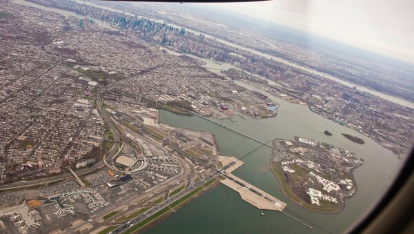 Airplane view of LaGuardia Airport. - Sputnik International